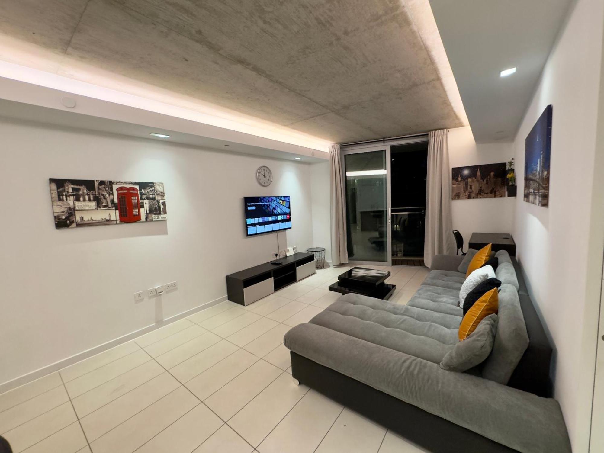 Excel Cosy With Balcony & River View Close To O2 Arena, Cable Car, Hall Apartment London