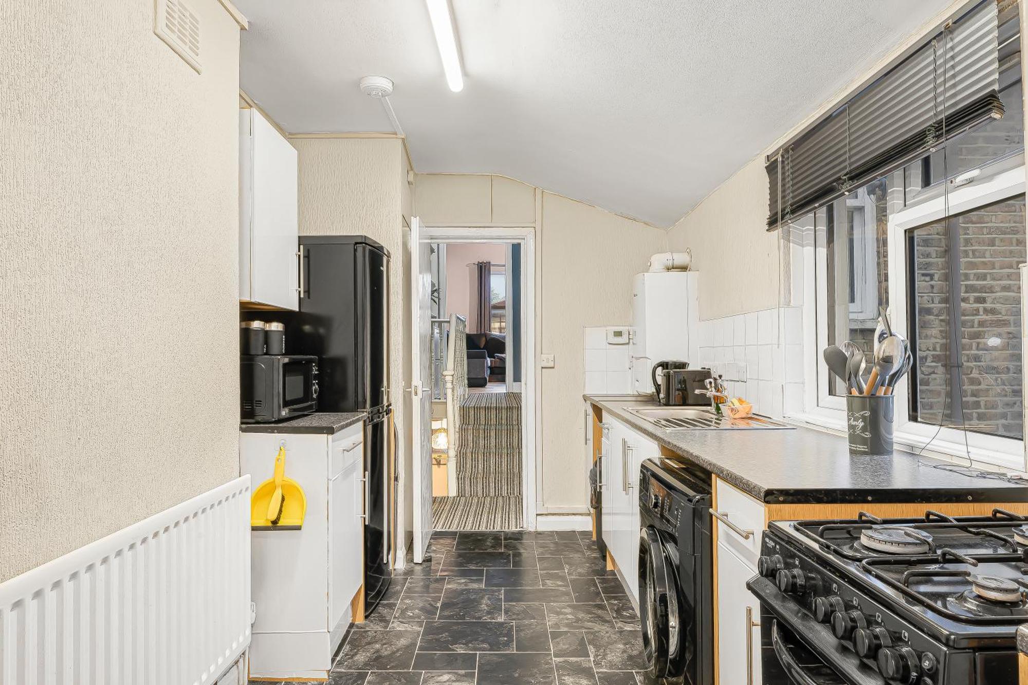 Spacious One Bedroom Private Flat In Brixton +wifi Apartamento *