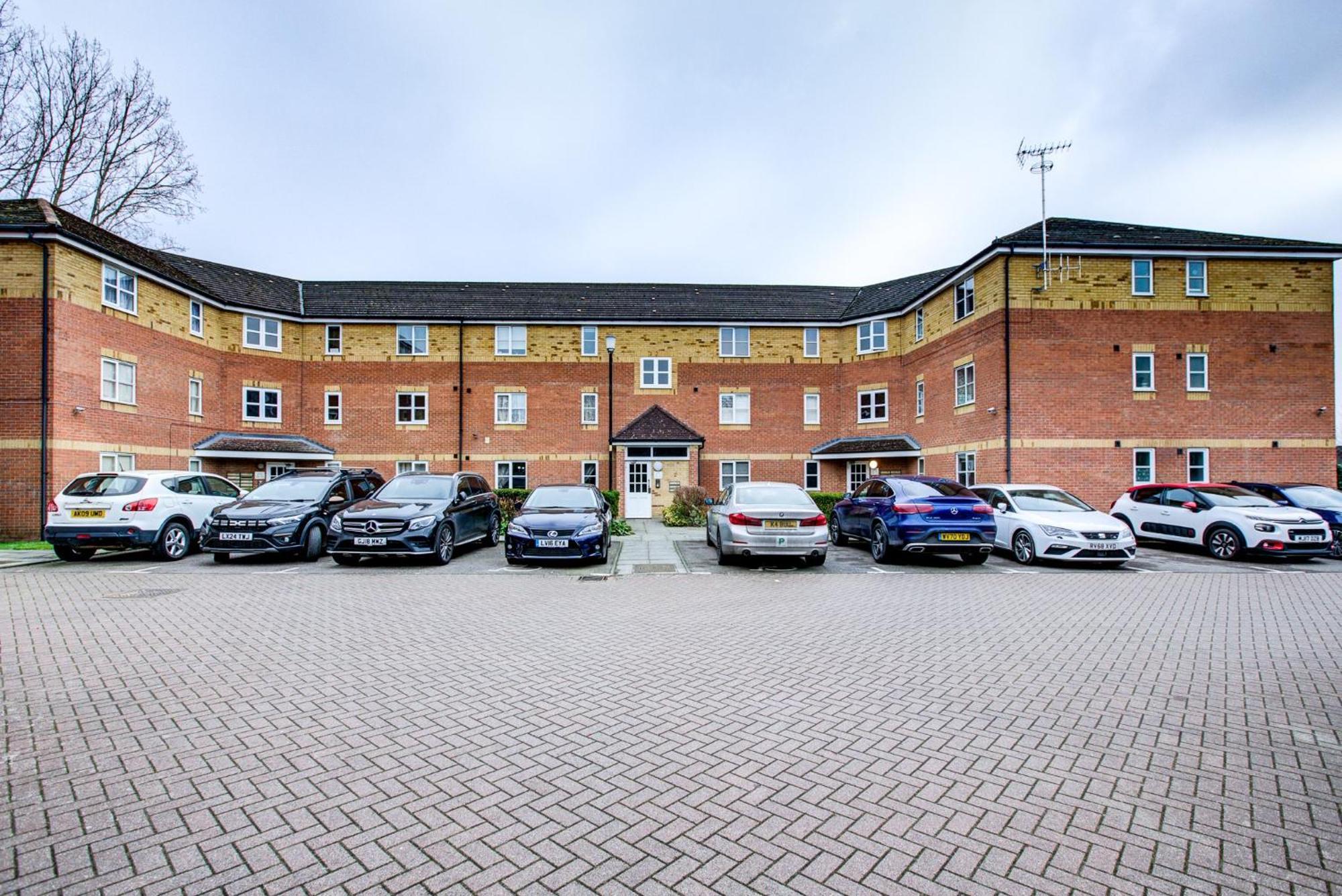 Apartment Spacious 2-bed Family With Pets Welcome