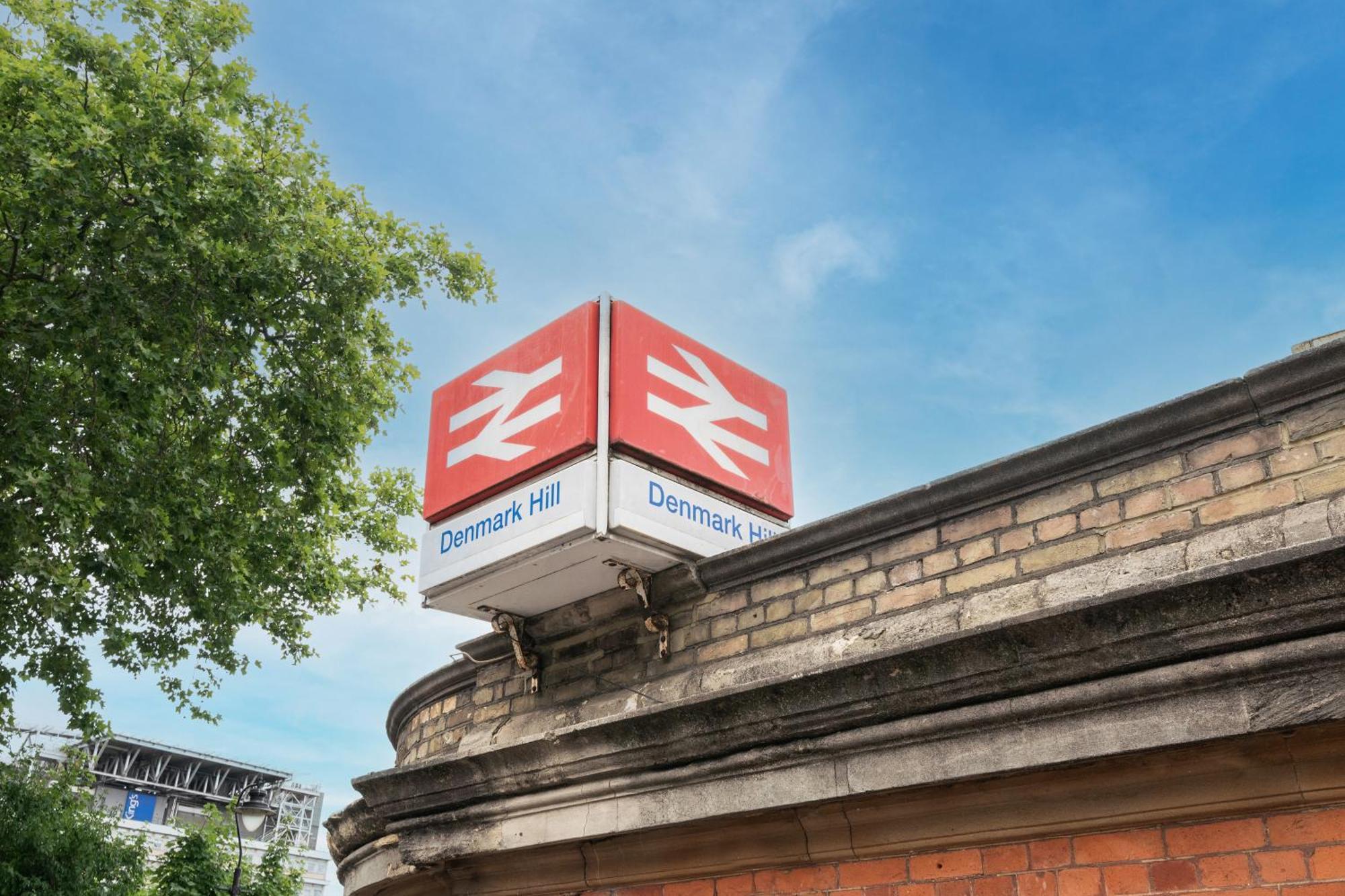 1 Bedroom Camberwell - Perfect For Long London