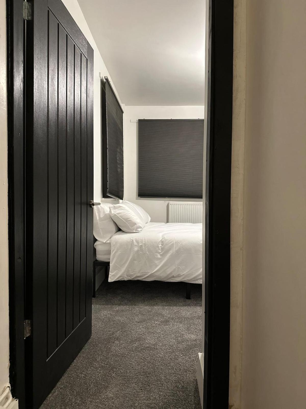 Apartment 2 Bedroom Flat By Bridge & The Shard London