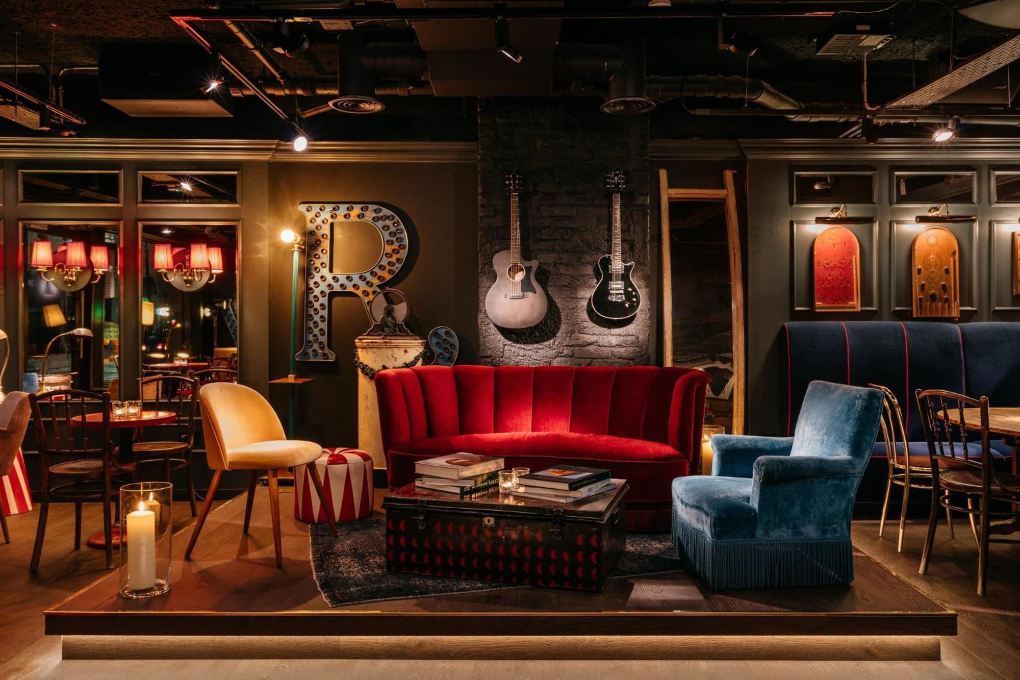 Ruby Lucy 4* Londres