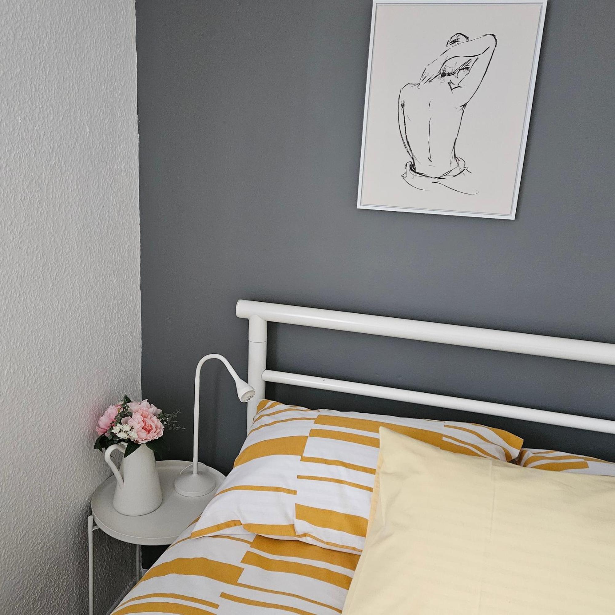 Modern Spacious 10 Minutes From Eye Guest house *