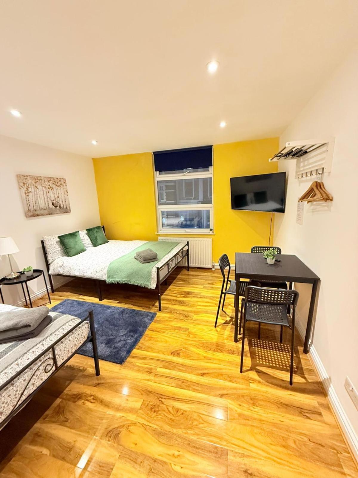 Kensington Guest 98 *