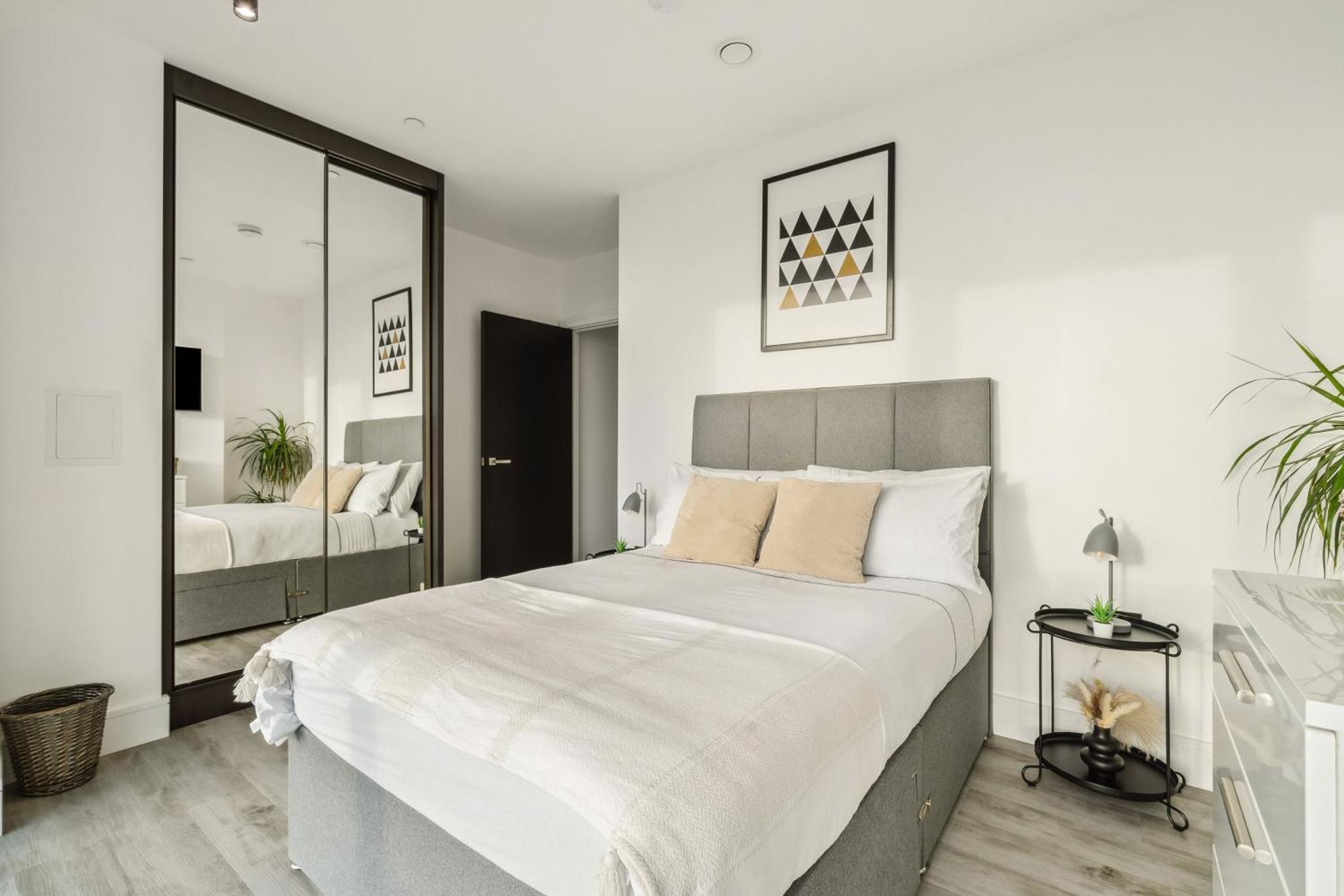 Modern Room, Scenic View, Fast Wi-fi, Balcony Homestay *