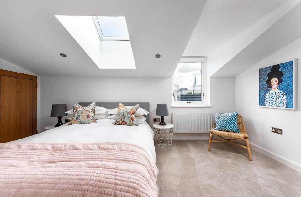 2 Bed 2 Bath Penthouse,terrace,london Eye,sleeps 6 Apartment