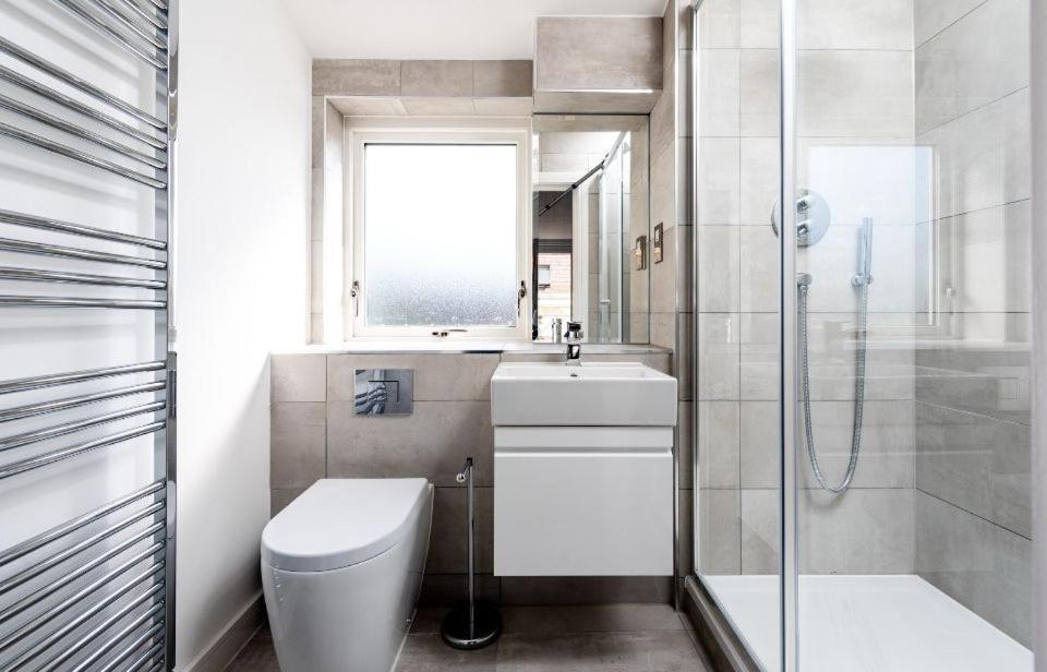 2 Bed 2 Bath Penthouse,terrace,london Eye,sleeps 6 Apartment