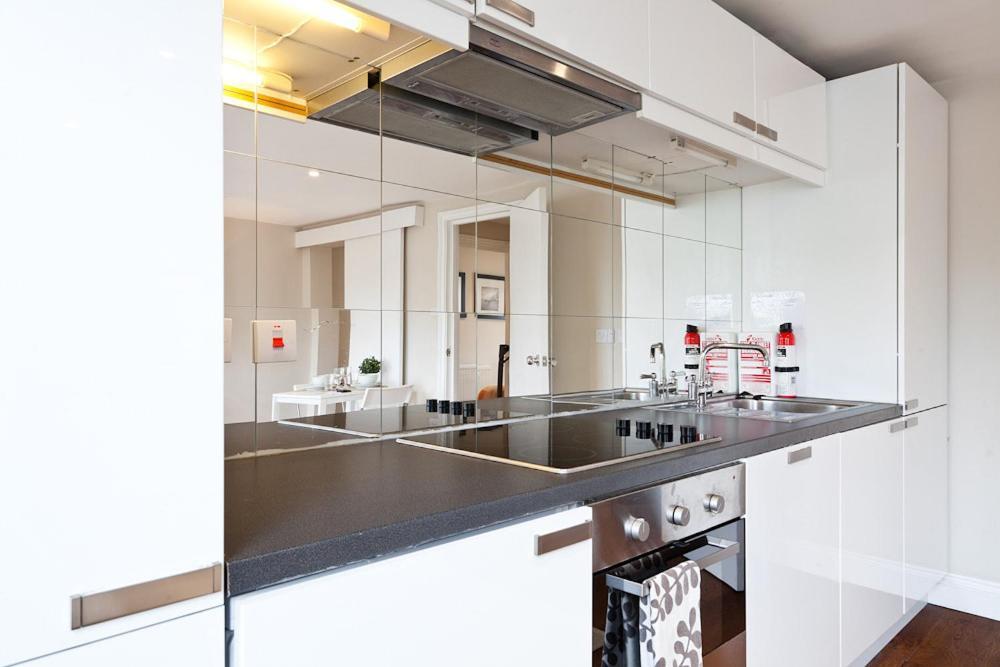 Apartment Unrivaled Elegance In 3 Bedroom Covent Garden London