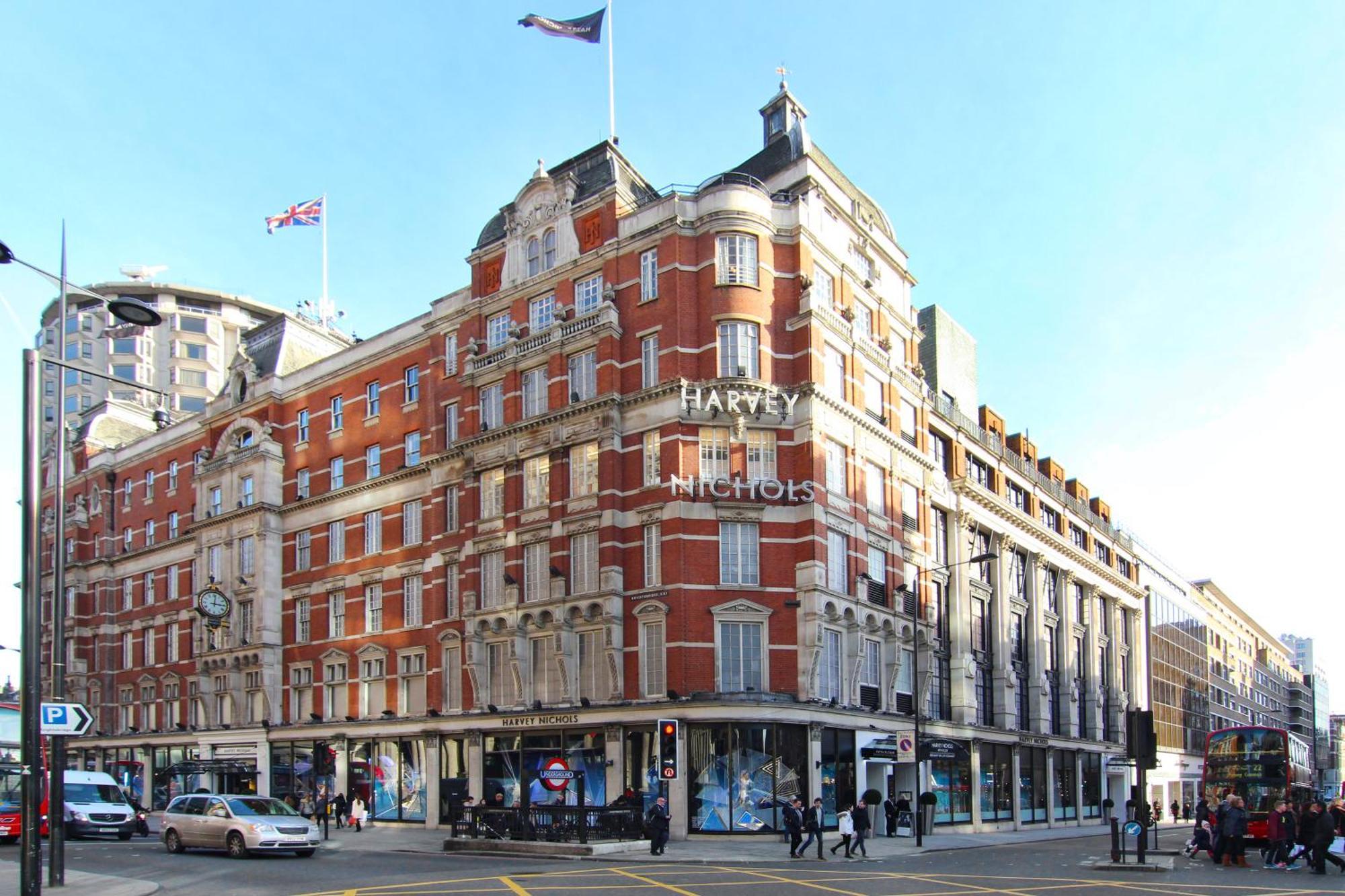 Choice - Knightsbridge - Harrod's * London