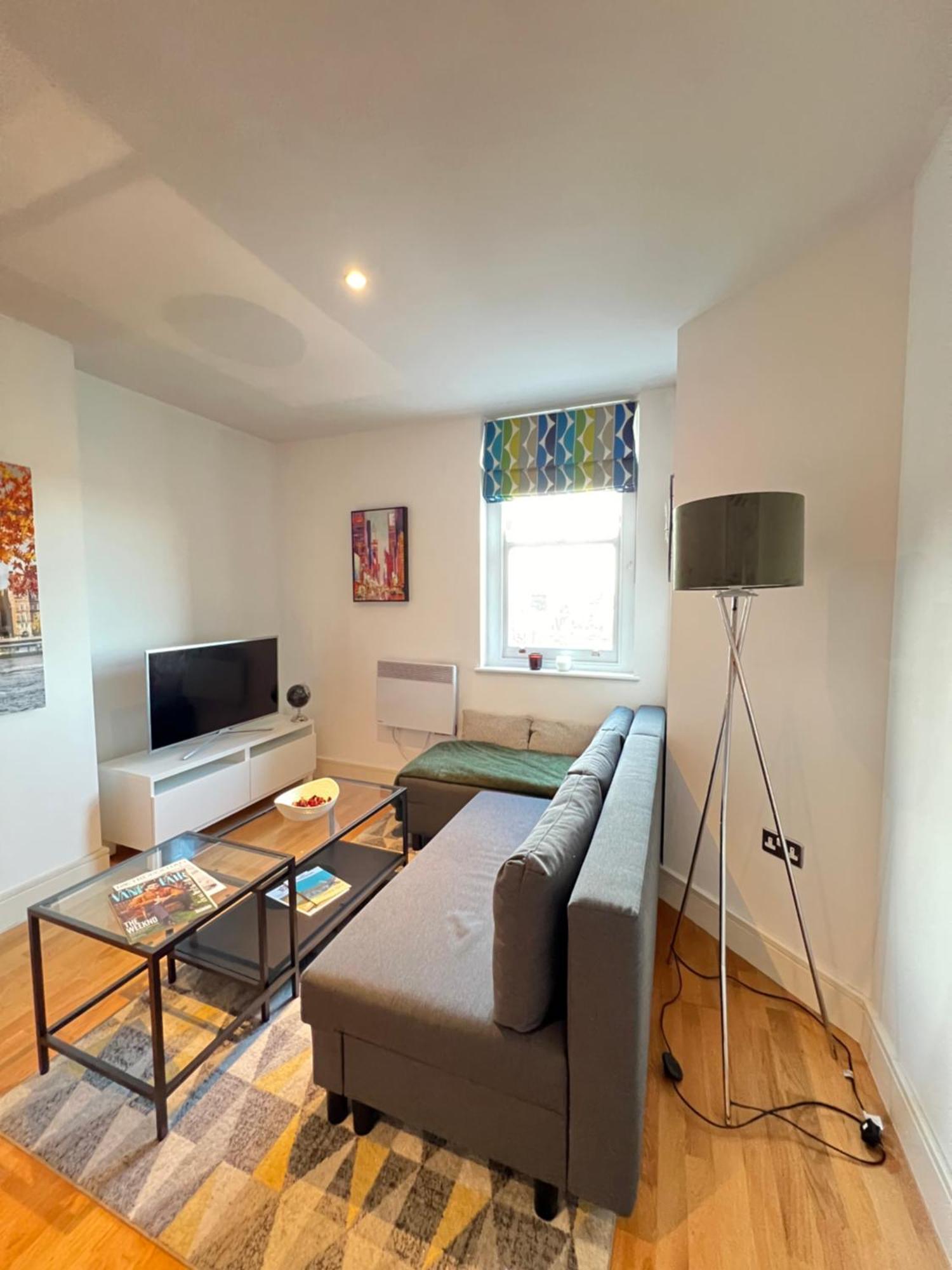 Apartment Stylish Flat In Heart Of Clapham London