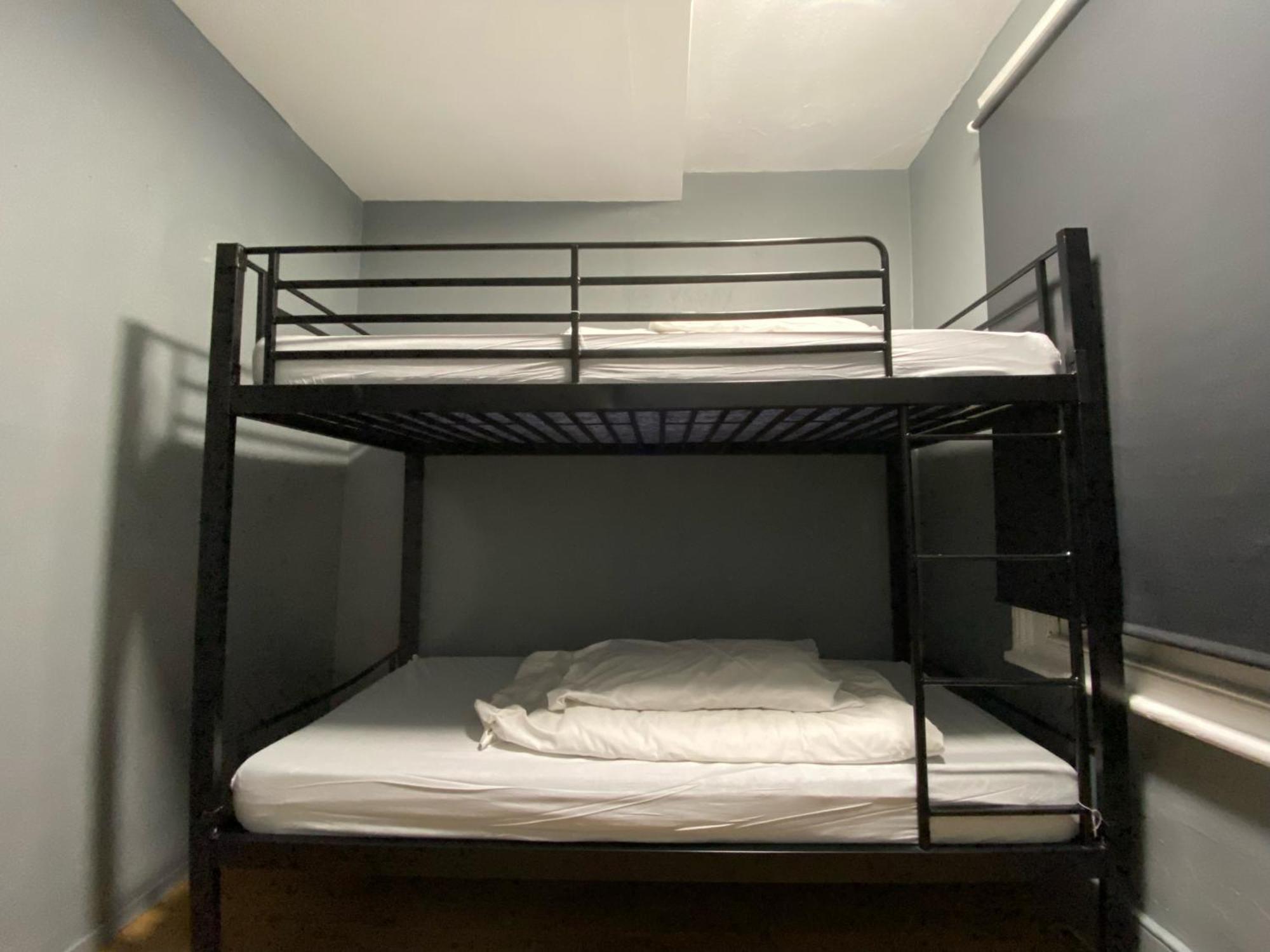 Queen Elizabeth Hostel *