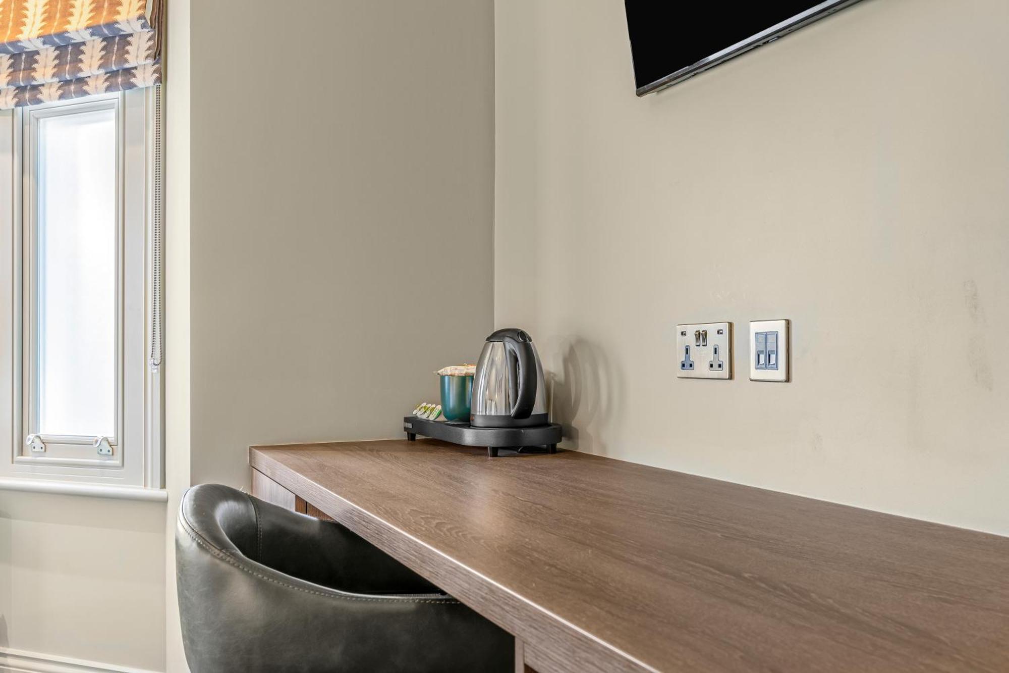 Gasthof Clapham 4*