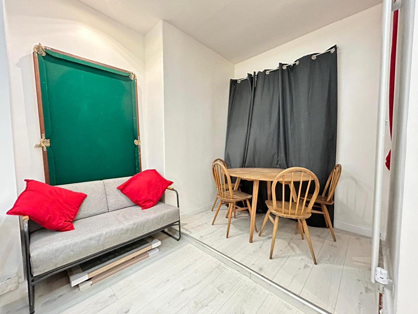 2 Bedroom Flat Wembley *