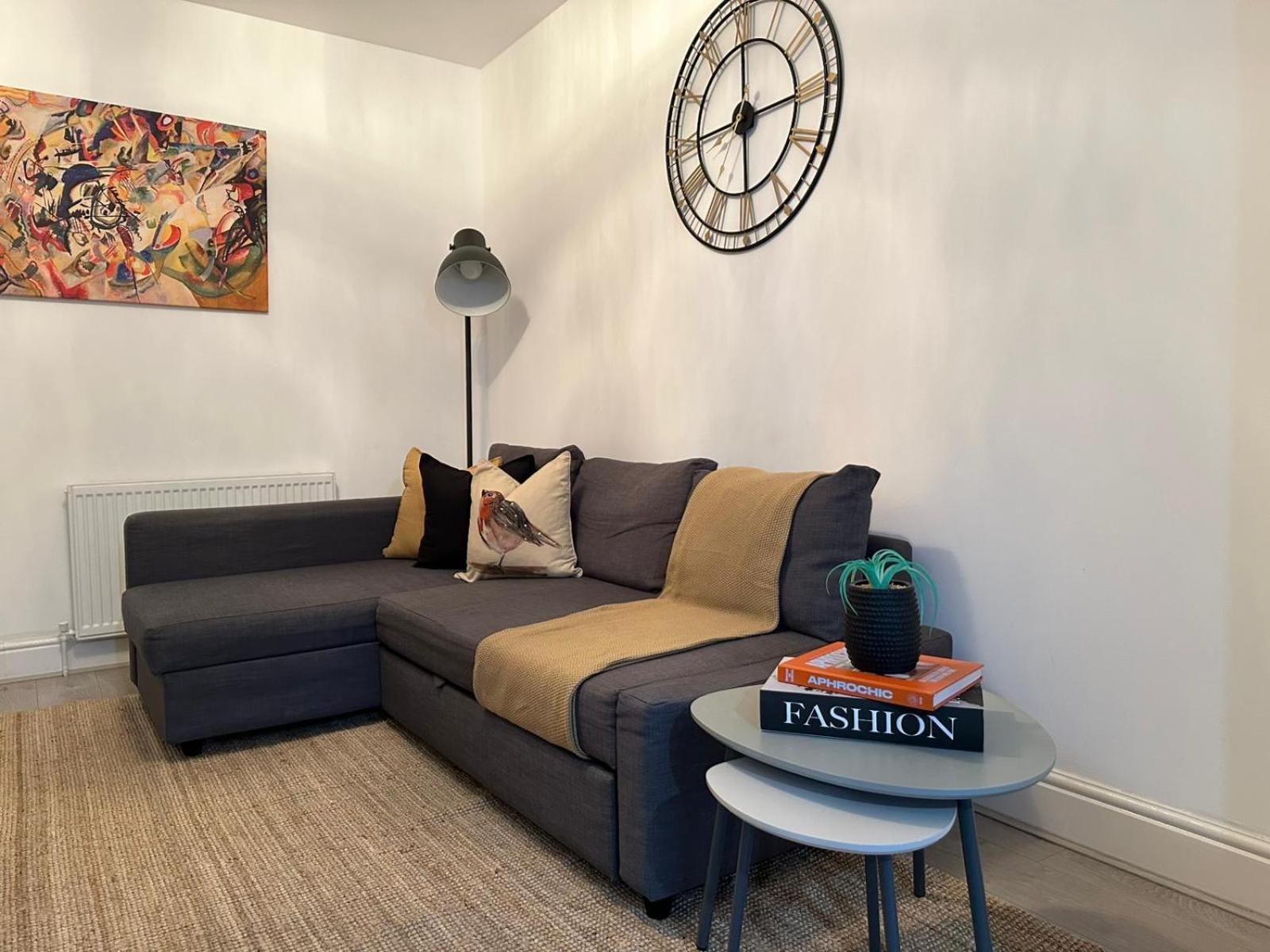 1-bed Garden Retreat, Tottenham London