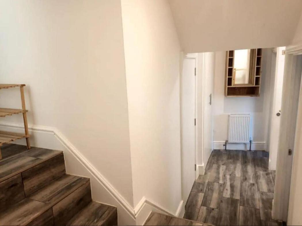 Apartment 2bed 2bath 8min To Bridge London