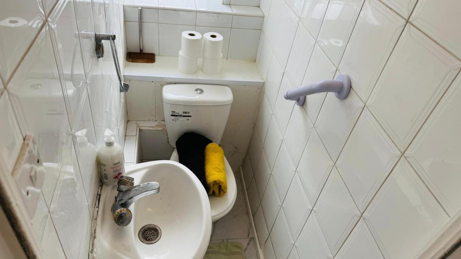 Edgware Road Private * London