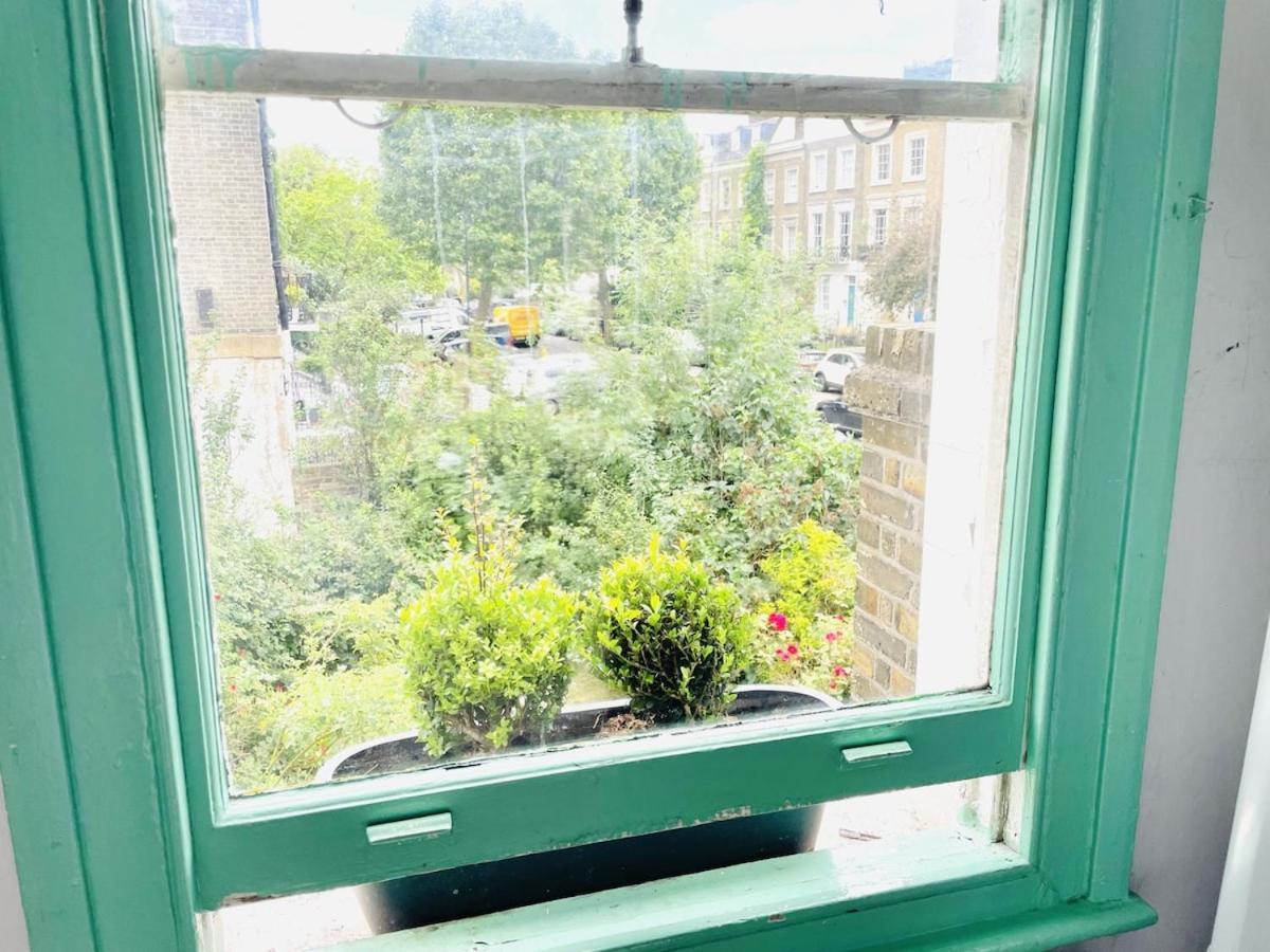 Picturesque Flat In Camden Town Apartment London