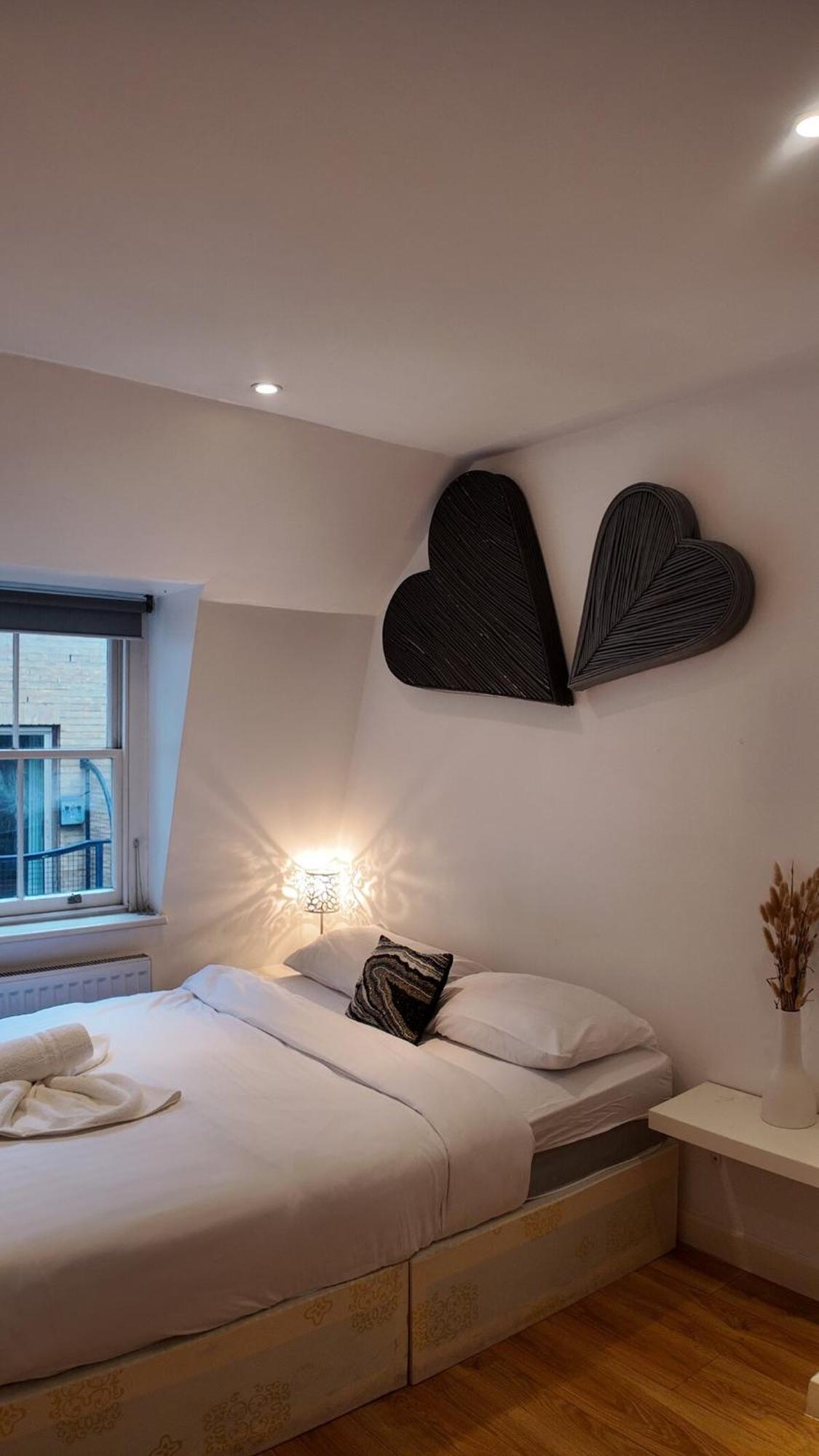 3 Bhk Haymarket Leicester Square Soho Hy04 * London