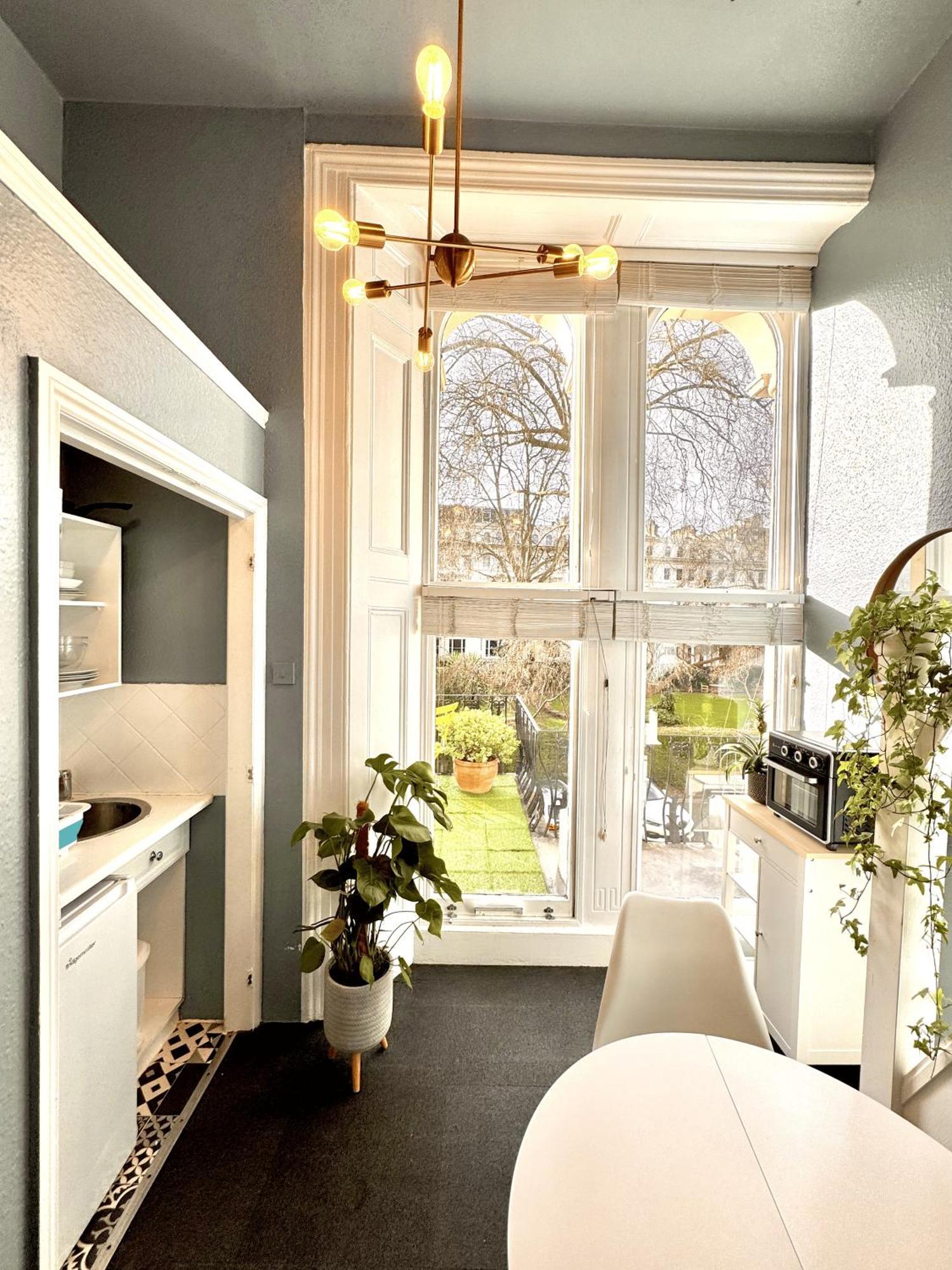 Kensington Gardens 3* London