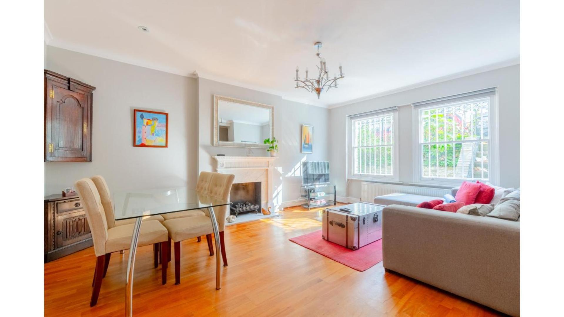 Sophisticated 2bd Flat With Patio West Kensington *