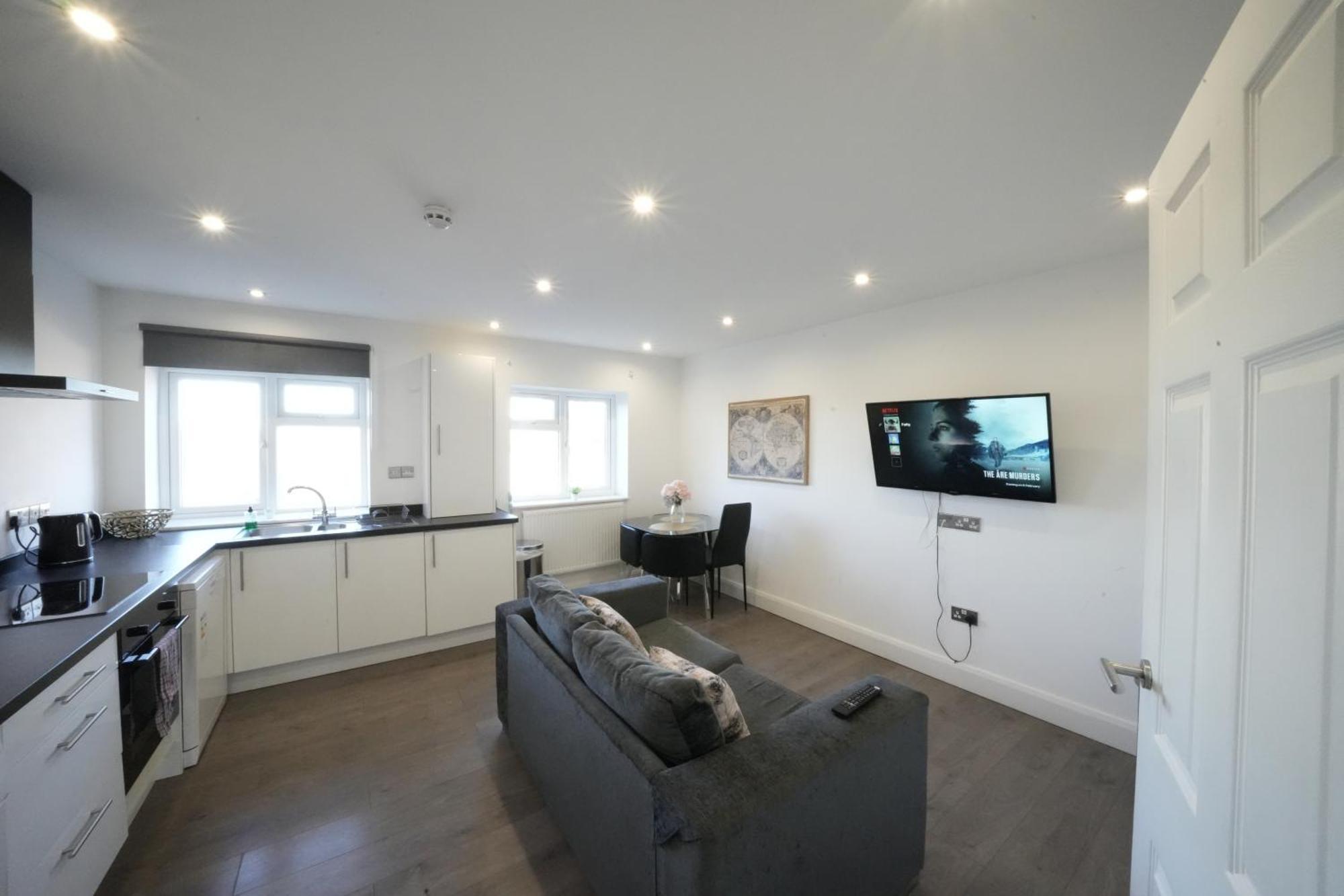Hatton Apartments: Airport-adjacent With Free Parking And Underground Access Apartment