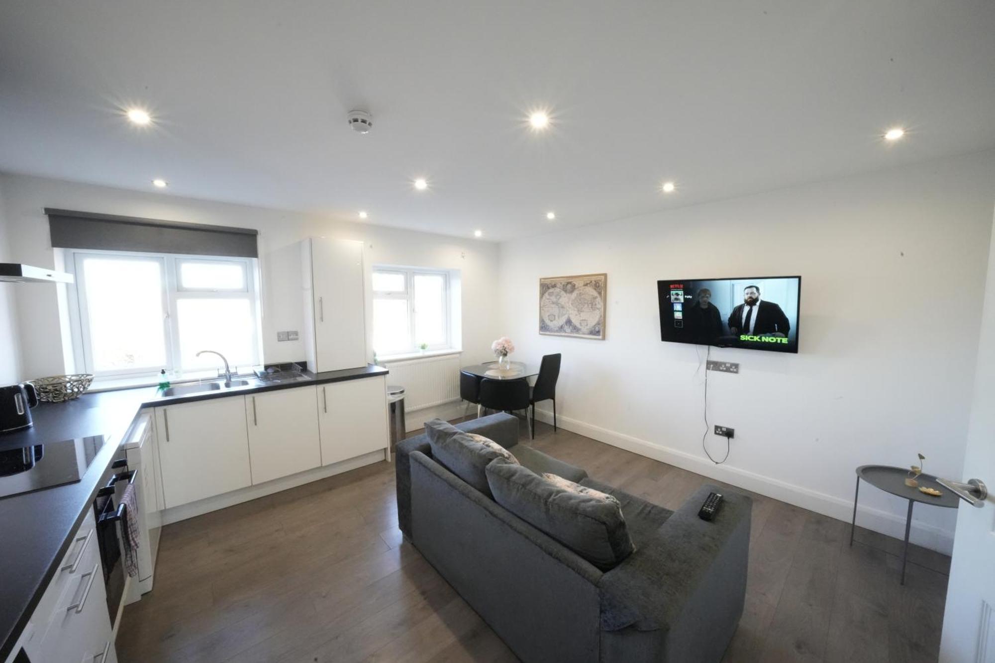 Hatton Apartments: Airport-adjacent With Free Parking And Underground Access