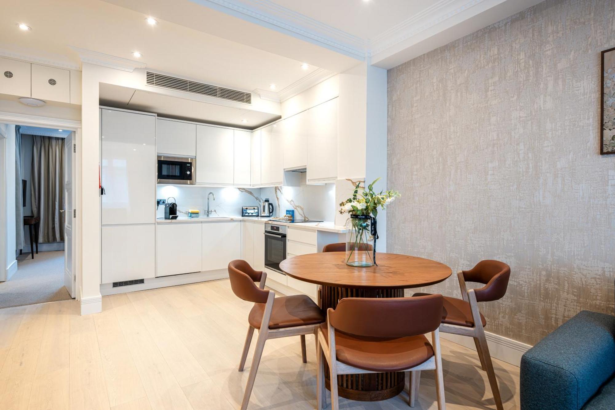 Fountain House 5*