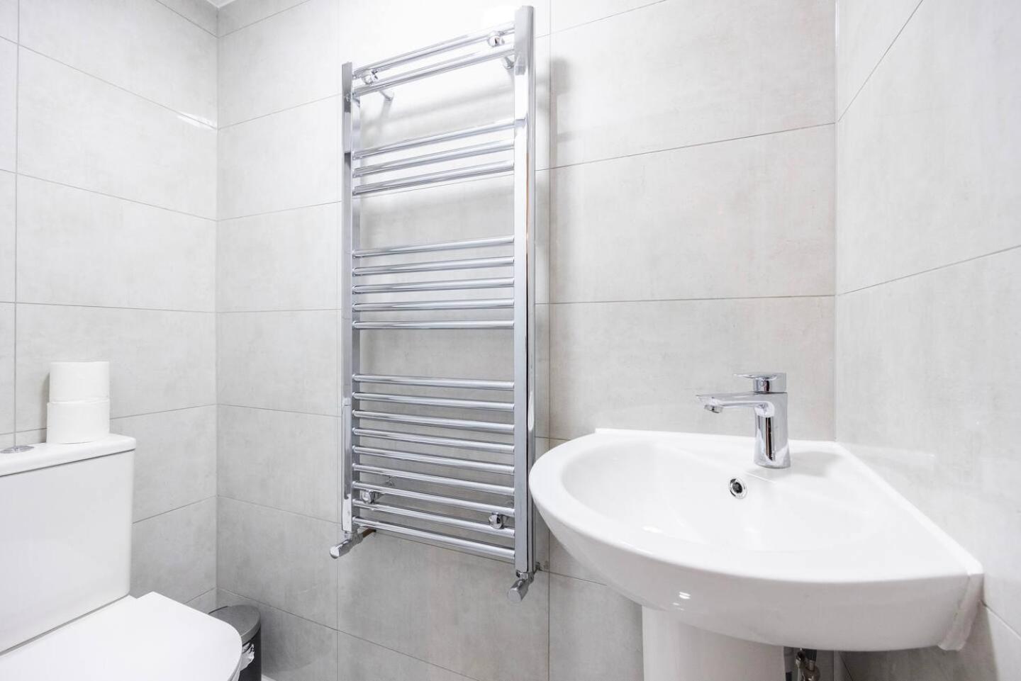 Spacious 2br Gem - Close To Clapham Junction Londres