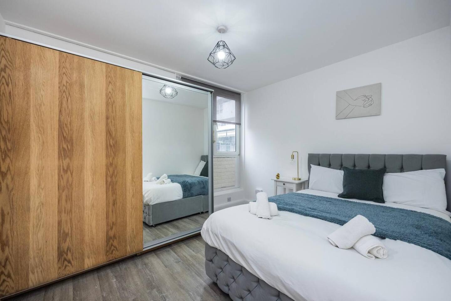 Spacious 2br Gem - Close To Clapham Junction Casa de férias