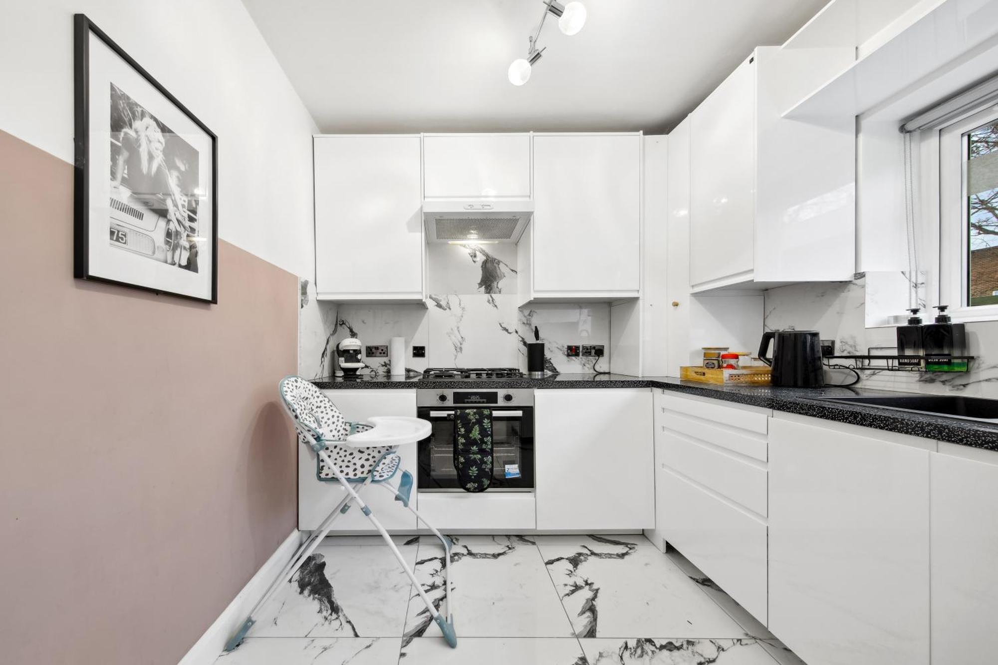 Luxury Retreat - Sleeps 7 - Hot Tub - Jacuzzi Casa de férias Londres