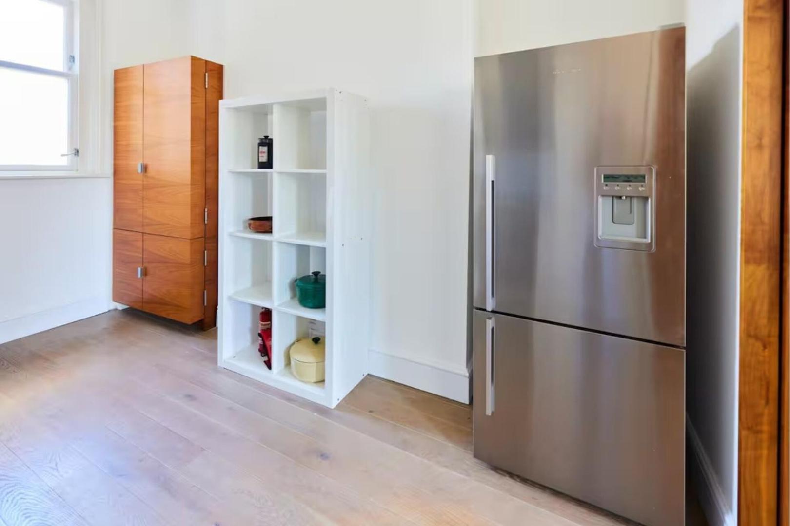Apartment Stylish 3br With Private Patio In Maida Vale *