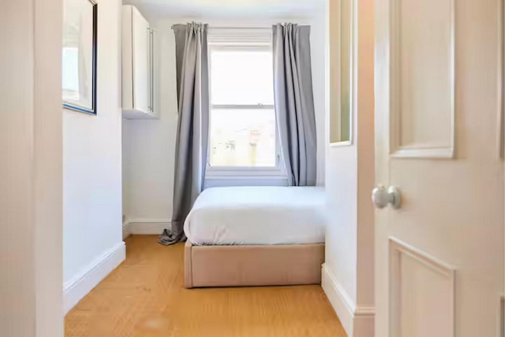 Apartment Stylish 3br With Private Patio In Maida Vale