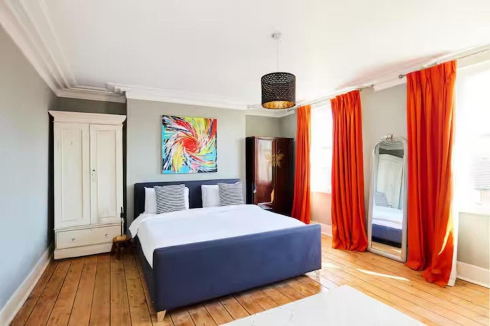 Stylish 3br With Private Patio In Maida Vale Apartment London