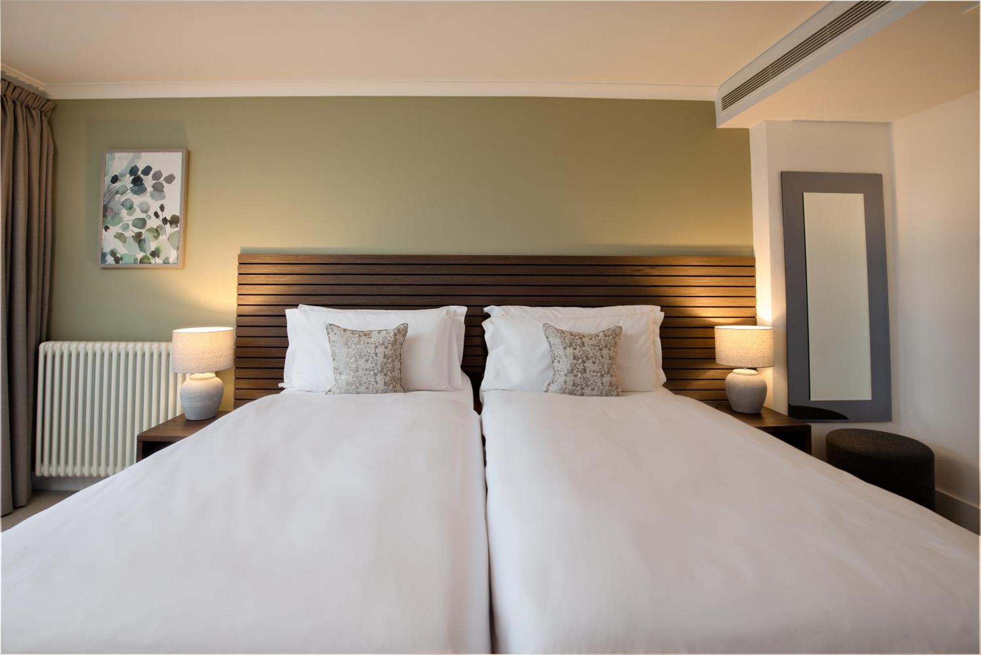 Monarch House - Serviced - Kensington