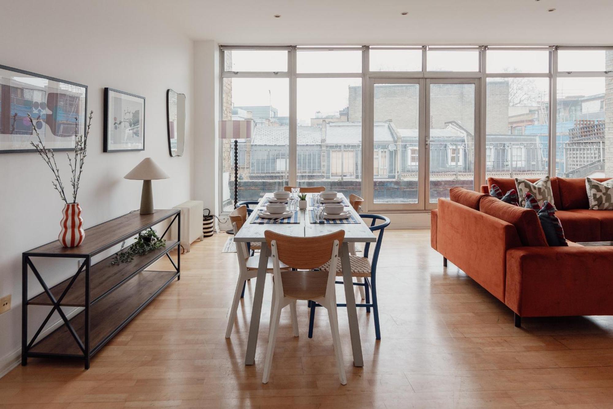 Unique Near Old Street Station Apartment