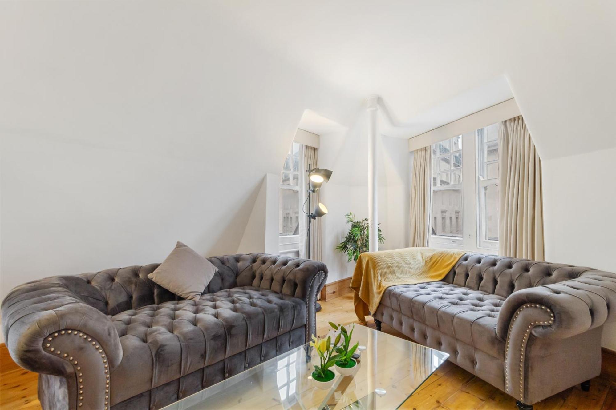 Apartamento Elegant 3-bedroom In The Heart Of Piccadilly Circus No Lift- 4gl