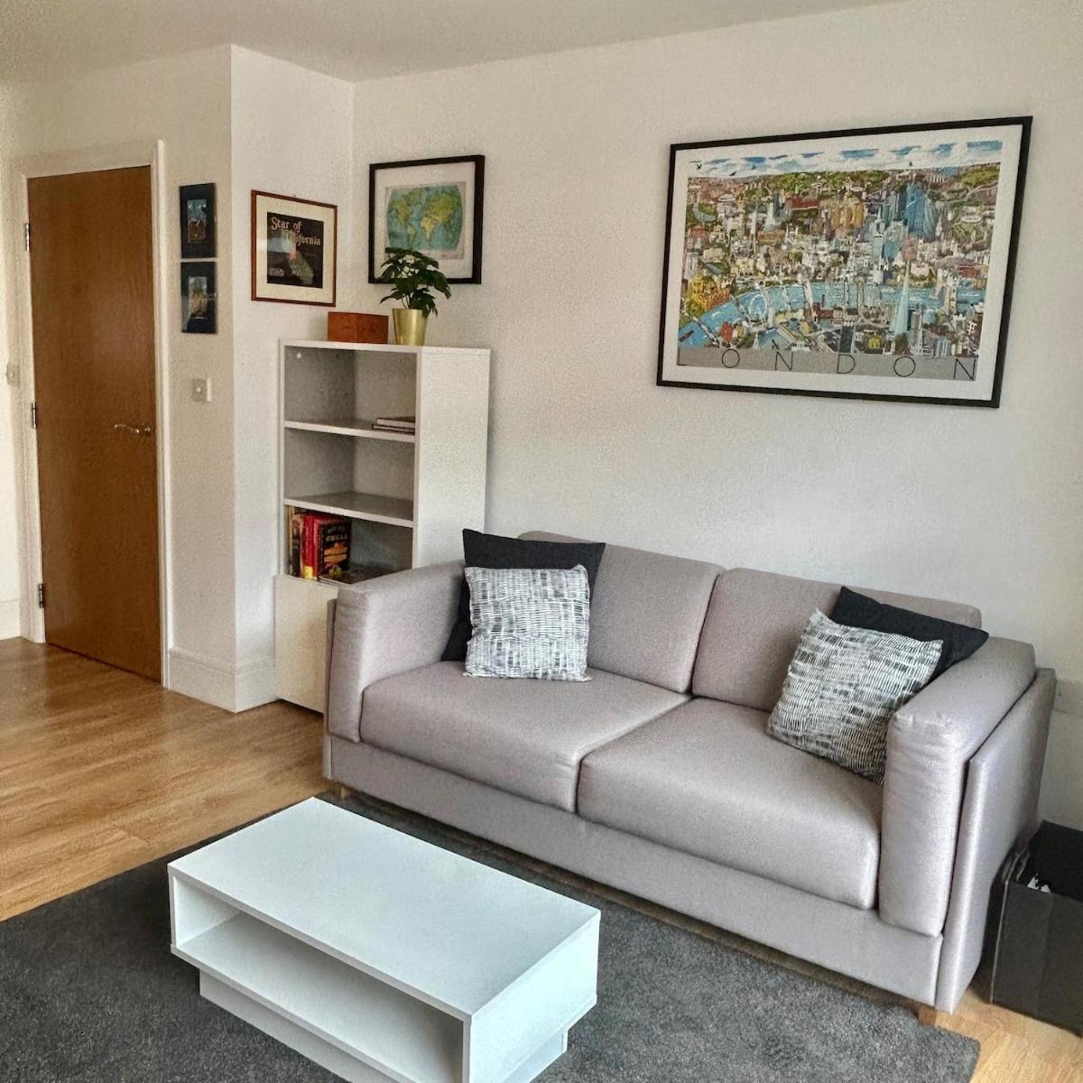 Apartment Cozy Flat By Nine Elms Station - Zone 1 - *