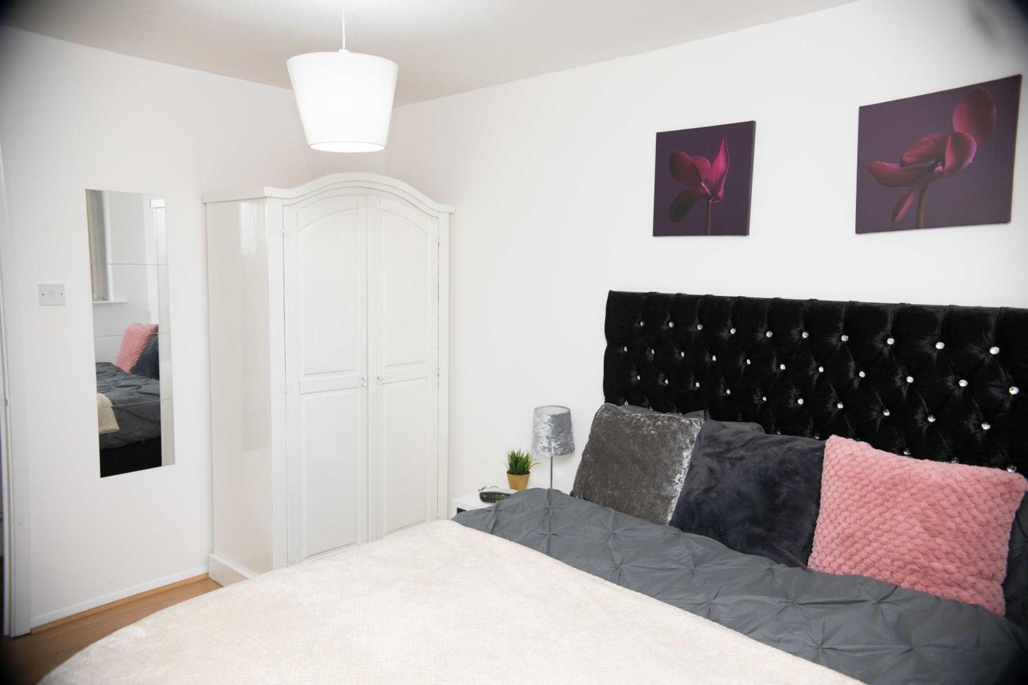 Apartment Emerald A Star Proximity London