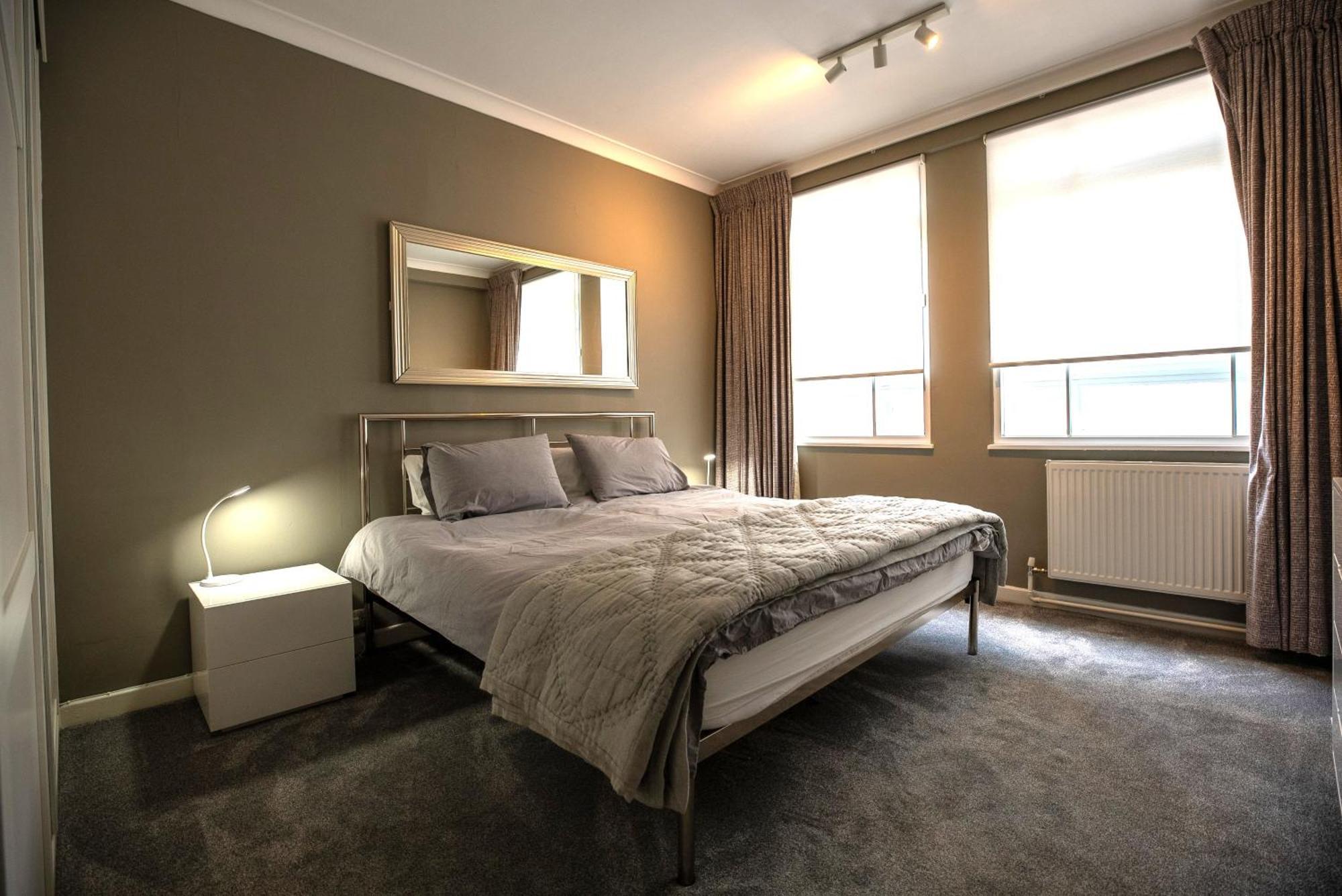Location, Perfect For Attractions & West End London