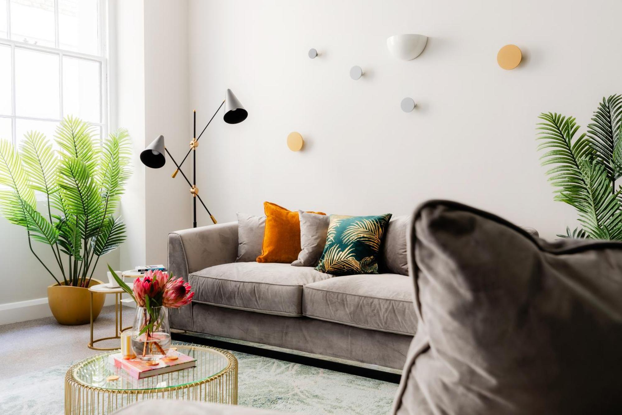 Apartment Off Oxford Circus! Large Unique Artist's Family And Friends *
