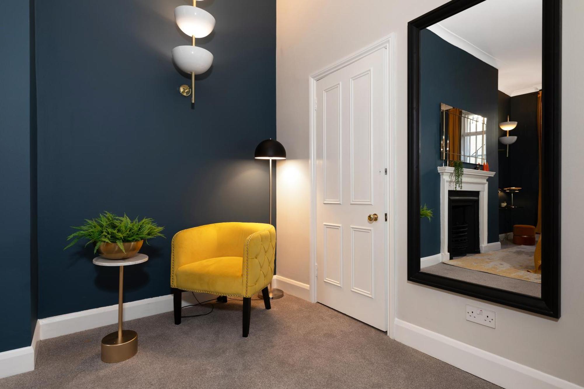Apartment Off Oxford Circus! Large Unique Artist's Family And Friends