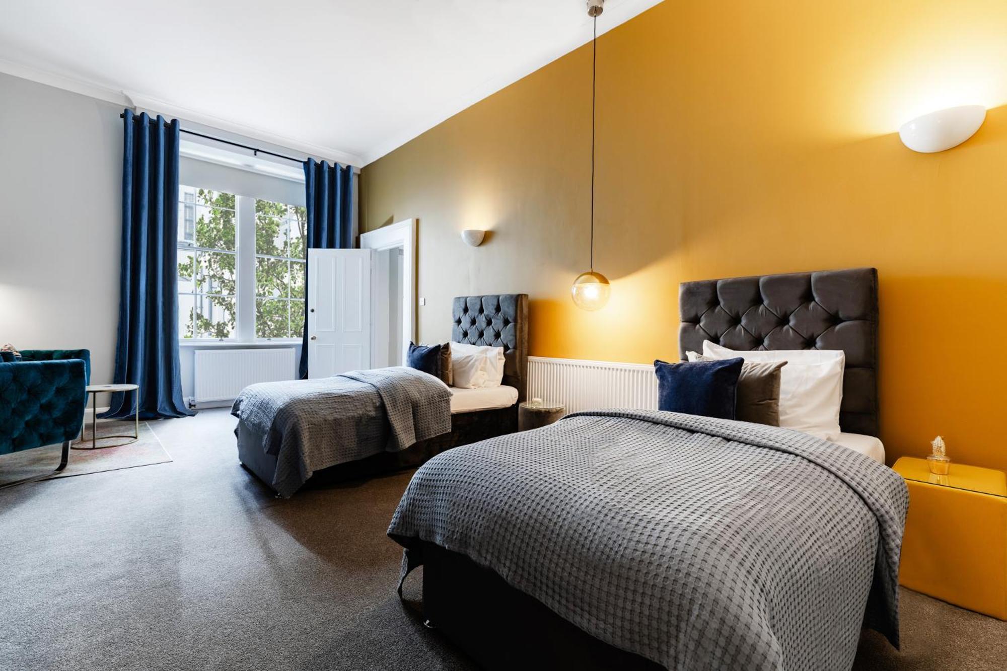 Apartment Off Oxford Circus! Large Unique Artist's Family And Friends *