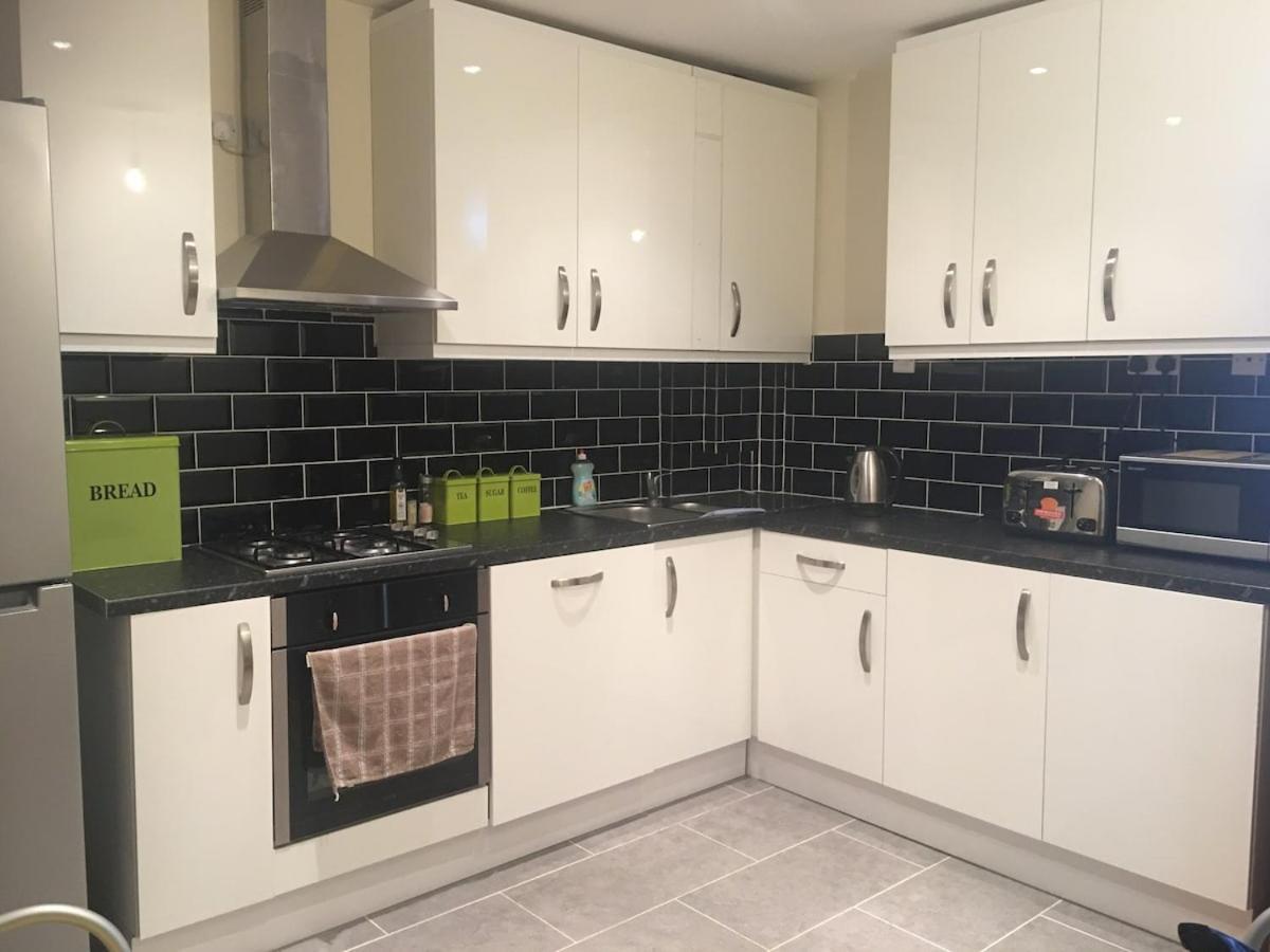 F3 Cosy Single * London