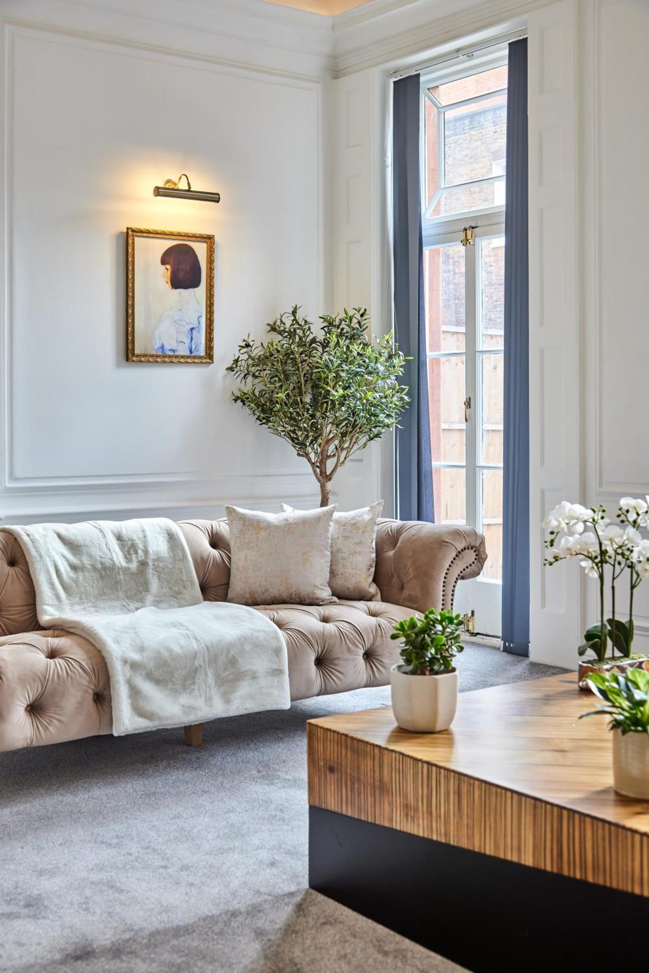 The Mayfair Apartment *