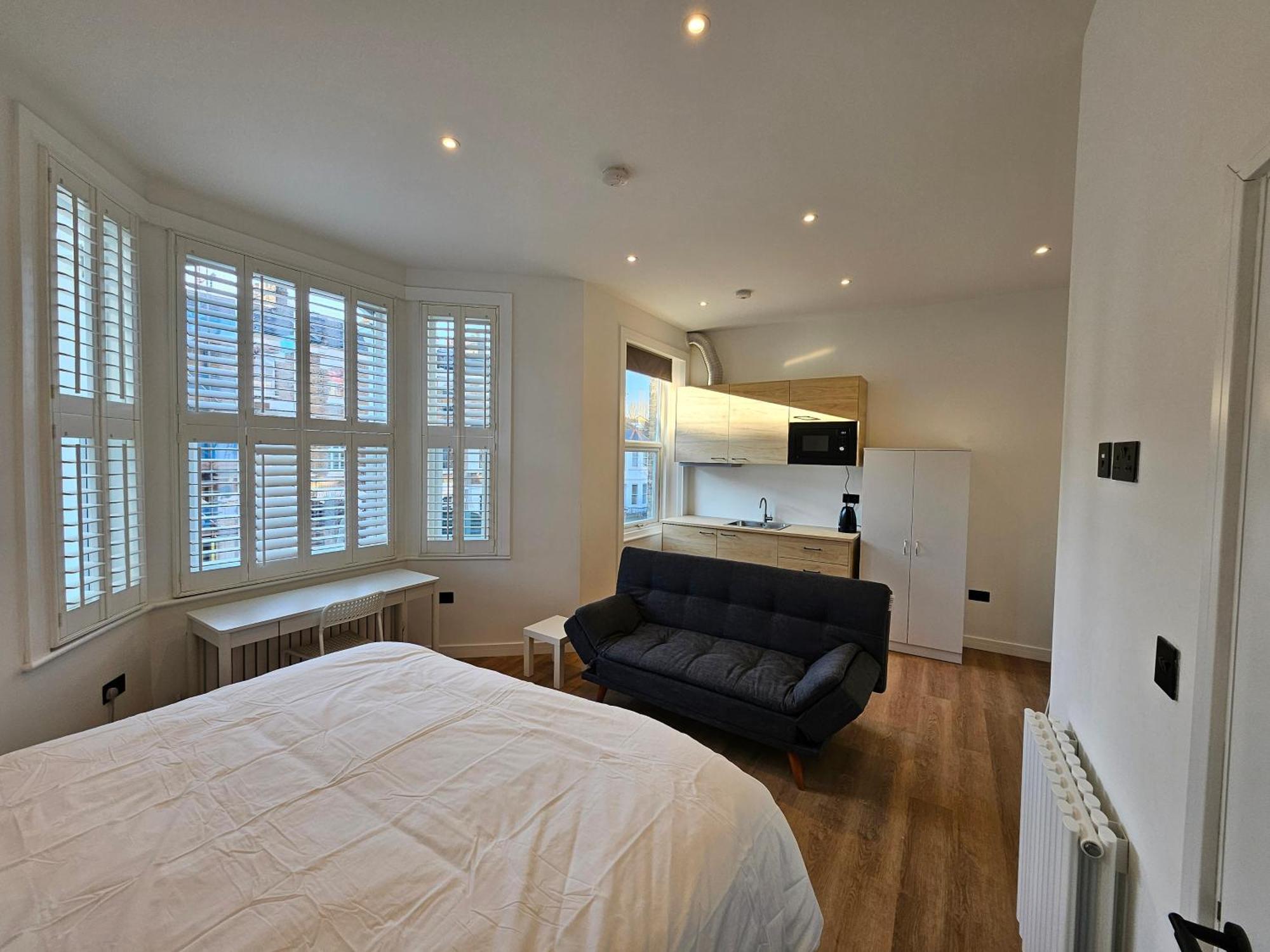 Starnest Shepherd's Bush Apartment