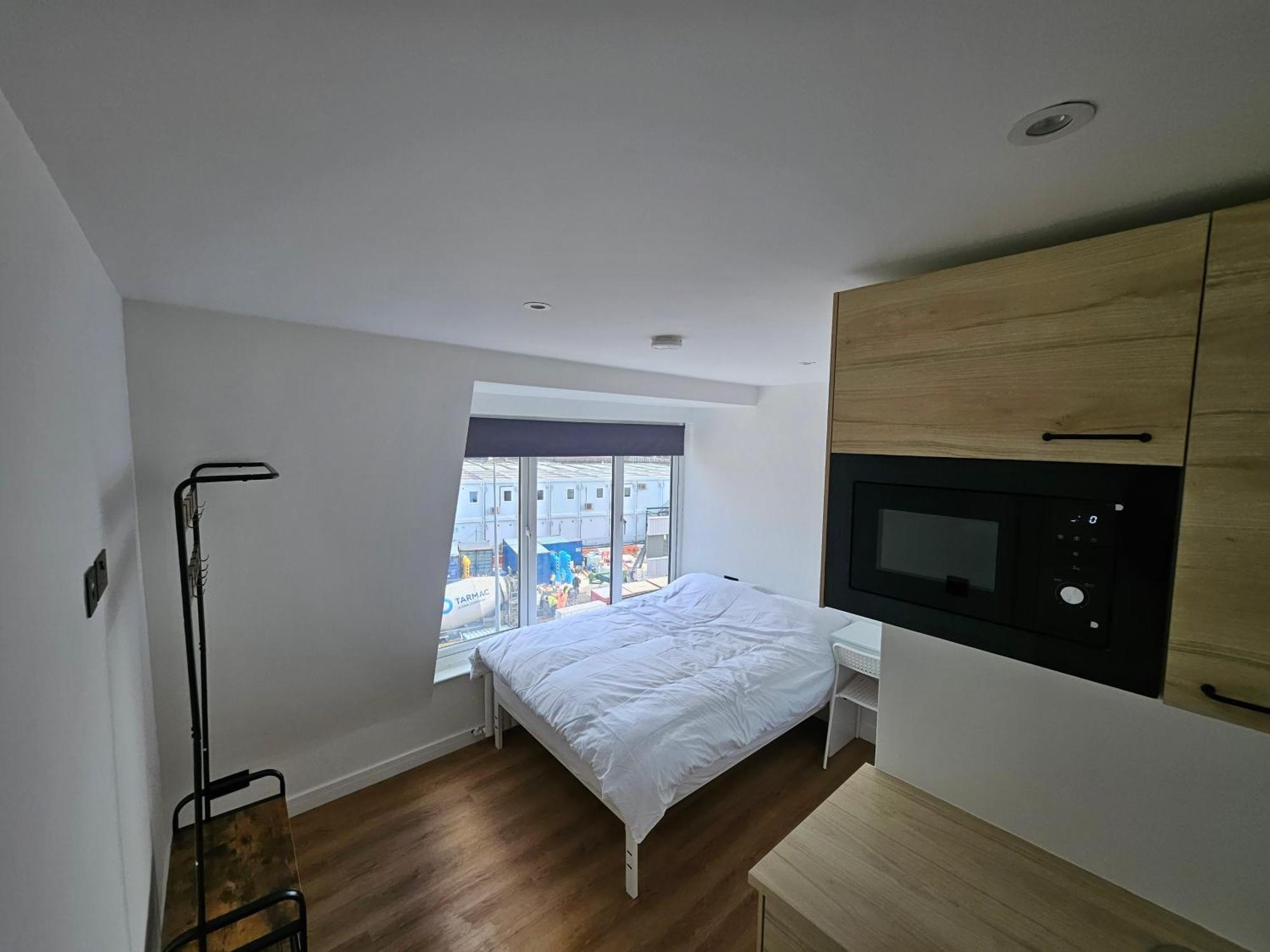 Starnest Shepherd's Bush London