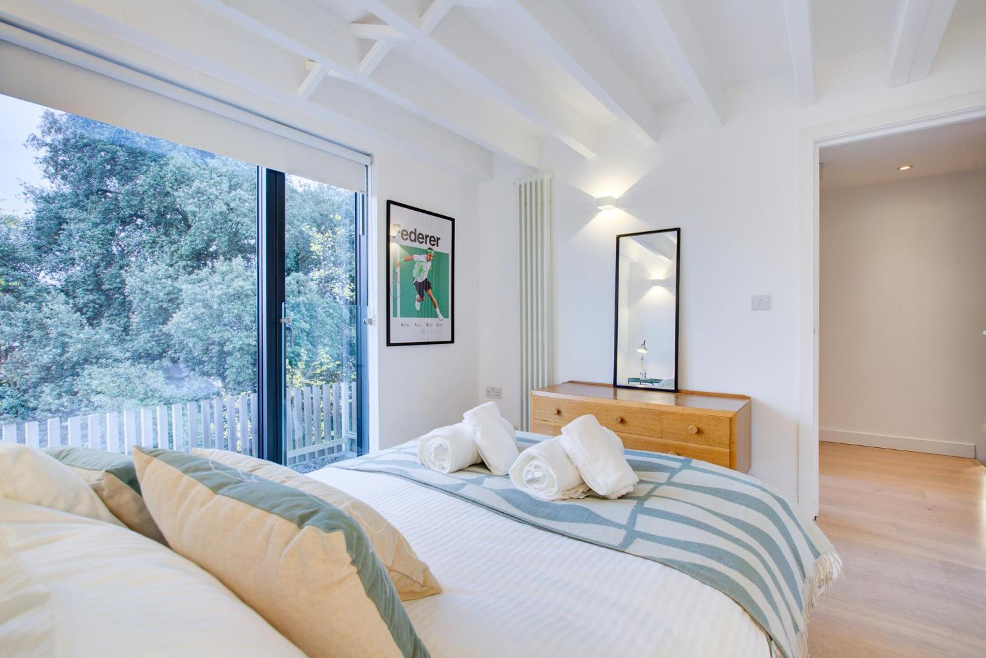 Holiday home Neoteric Wimbledon Village London