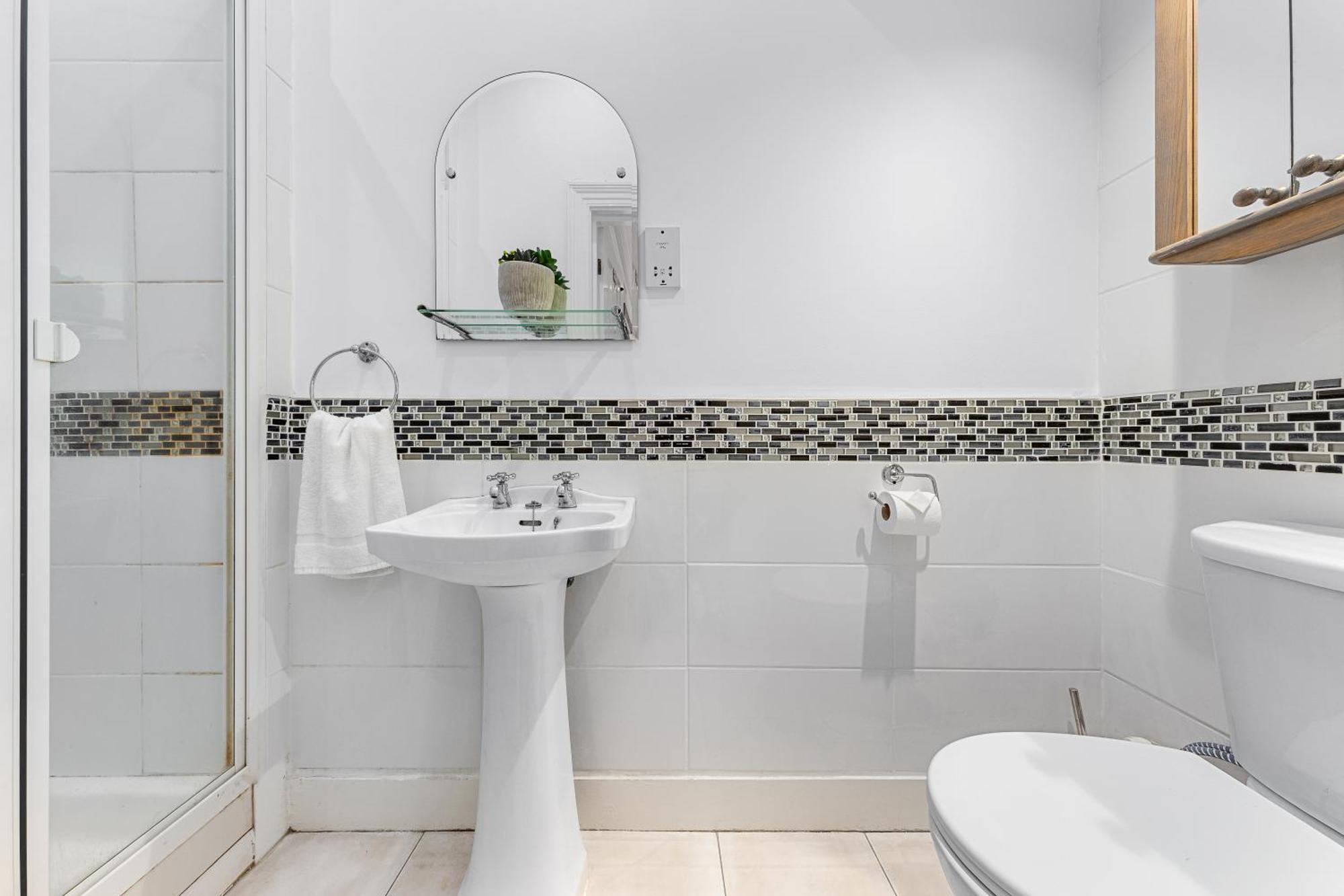 Apartment 3 Bedroom Sloane Square Kings Road Chelsea Bm1