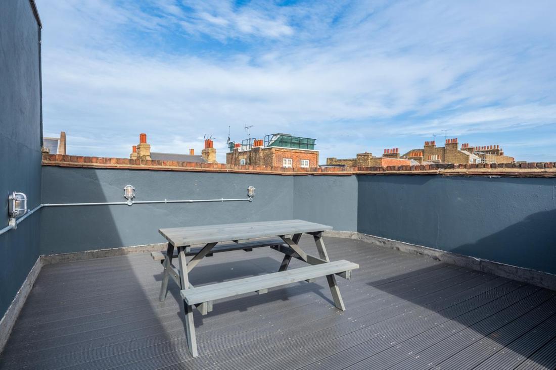 Spacious On Chapel Market Holiday home London