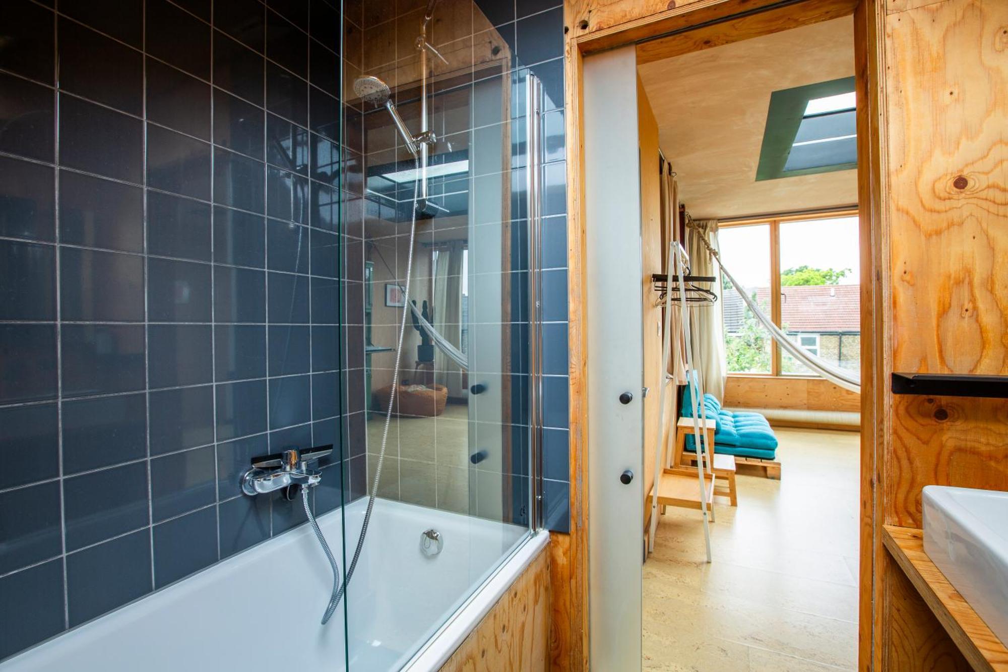 Guest house Stunning Loft In Brixton, *